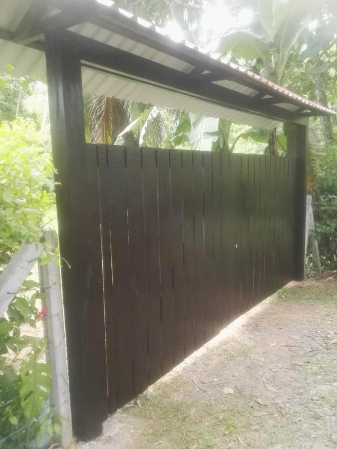 Casita Amarilla Villa Cahuita Exteriör bild