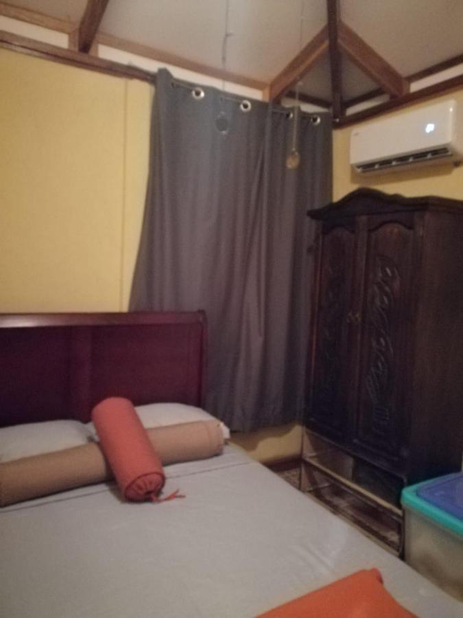 Casita Amarilla Villa Cahuita Exteriör bild
